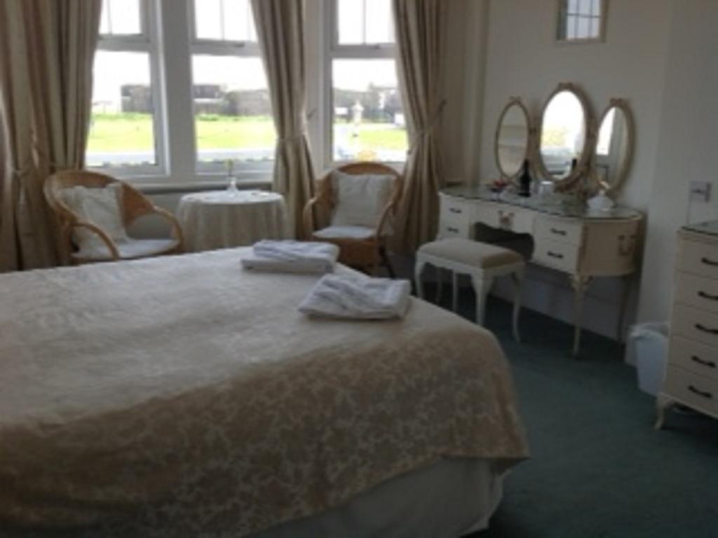 Bed and Breakfast Bassets House Torneo de Torneo de Eastbourne Exterior foto