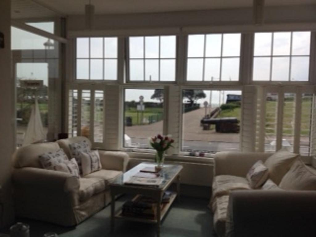 Bed and Breakfast Bassets House Torneo de Torneo de Eastbourne Exterior foto