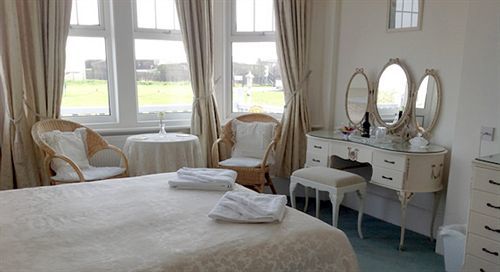 Bed and Breakfast Bassets House Torneo de Torneo de Eastbourne Exterior foto