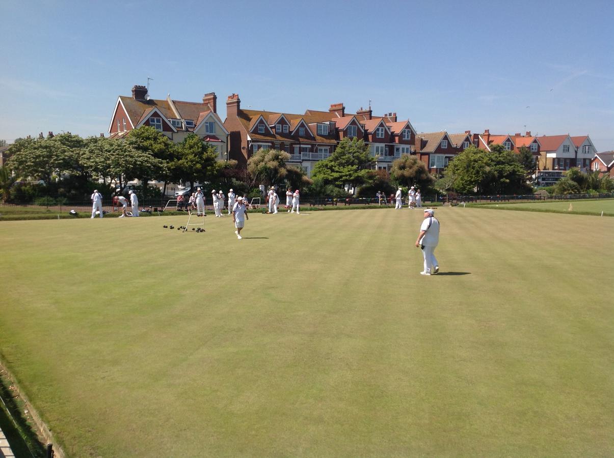 Bassets House Bed and Breakfast Torneo de Torneo de Eastbourne Exterior foto